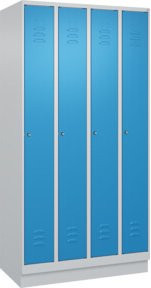 C+P Spind Classic PLUS Garderobenschrank mit Sockel, 4 Abteile, Stahlkonstruktion, Zylinderschloss, 3 Garderobenhaken, Grau/Blau, H x B x T: 195 x 100 x 50 cm - Bild 1