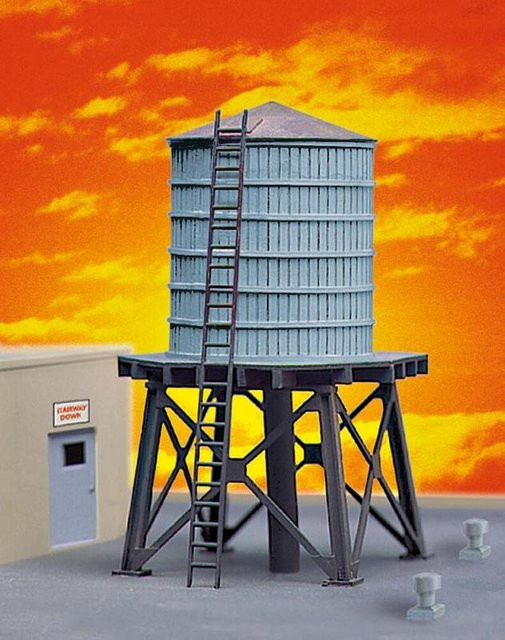 Walthers Wassertank, Holz, 3-teiliges Set, 1:87 (Spur H0) - Bild 1