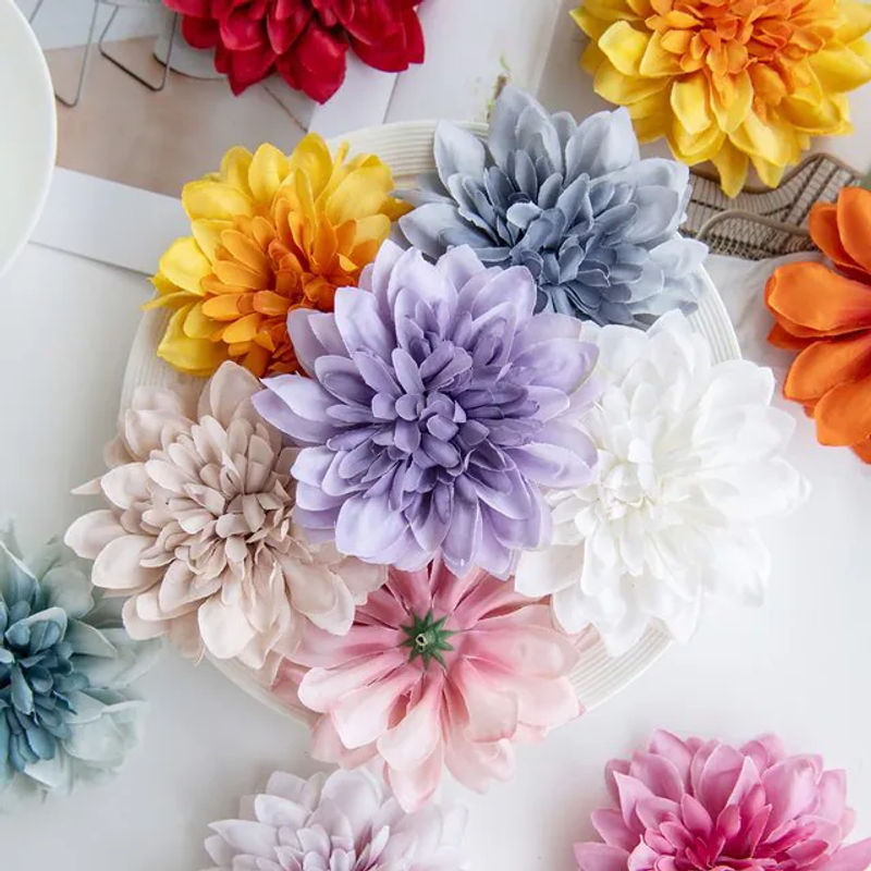 Mehrfarbige künstliche Rosenköpfe aus Textil für deine DIY-Dekoration, Hochzeiten und Gartenarrangements (5 oder 10 Stück) - Bild 1