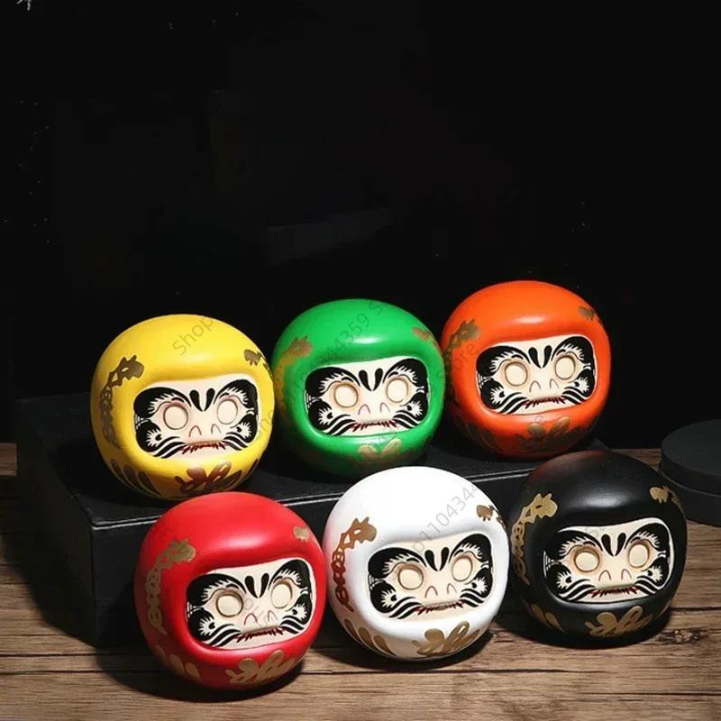 Japanische Daruma-Statue aus Keramik von Yiran Furniture als Glücksbringer und Zen-Ornament, Tischdekoration Höhe: 10,2 cm - Bild 3