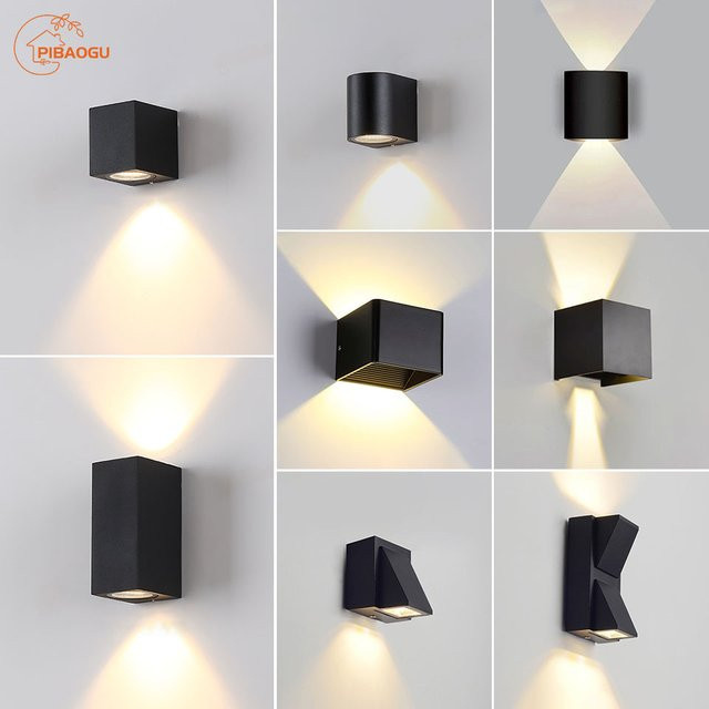 LED Wandlampe mit Bewegungssensor in Schwarz, modern gestaltete Außen- und Innenleuchte aus ABS-Material mit wählbarer Lichtfarbe Warmweiß oder Kaltweiß - Bild 1