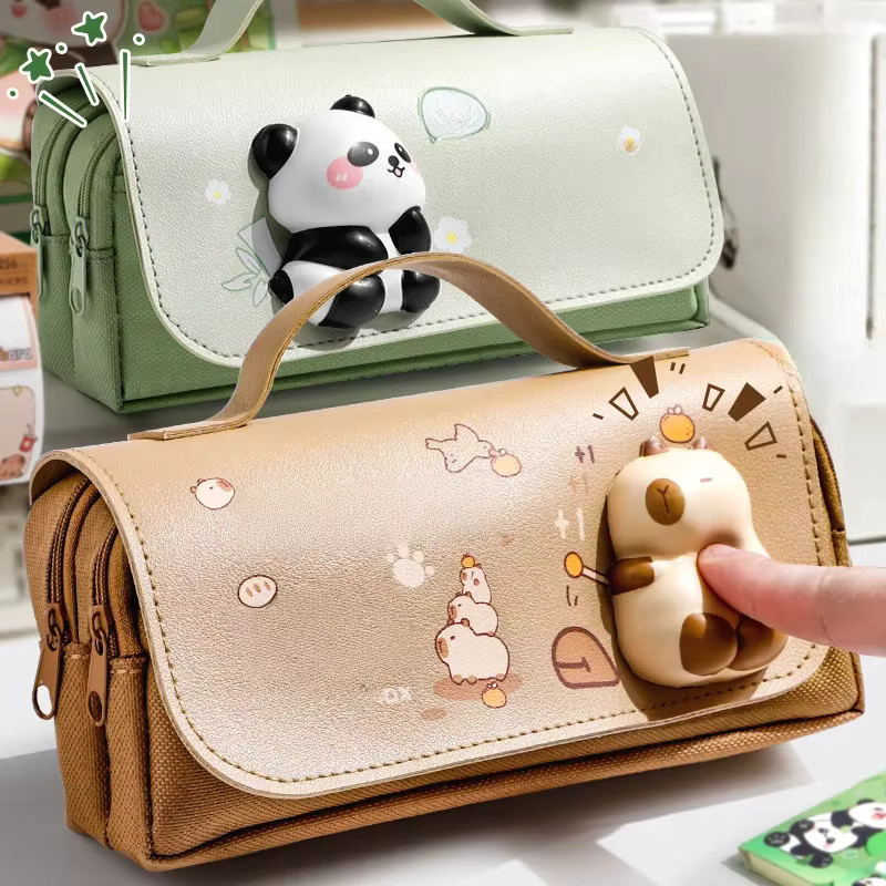 Kawaii Capybara Federmäppchen mit großem Fassungsvermögen und Stressabbau-Funktion, niedliche Stifttasche mit aufdrückbarem Spielzeug in Beige und Braun - Bild 1