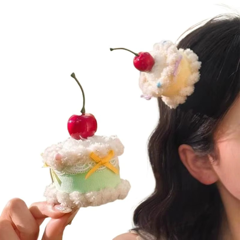 Kirschkuchen-Haarspange für Damen - Bild 3