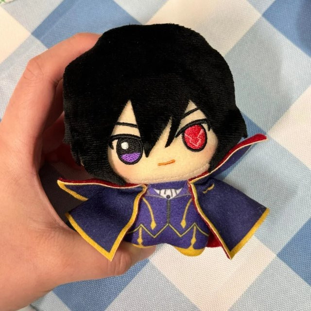 Code Geass Lelouch Lamperouge Plüschpuppe, Stofftier Schlüsselanhänger, 10cm - Bild 1