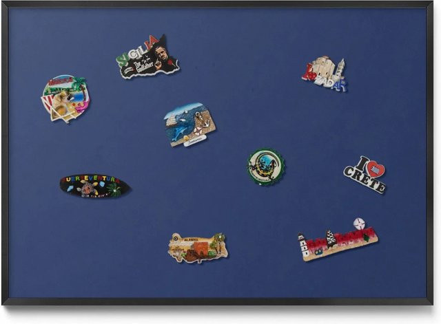 Tulup Magnettafel Metall als Magnetpinnwand für Urlaubsmagnete, Farbe Marineblau mit schwarzem Rahmen, Breite: 100 cm, Höhe: 70 cm - Bild 1