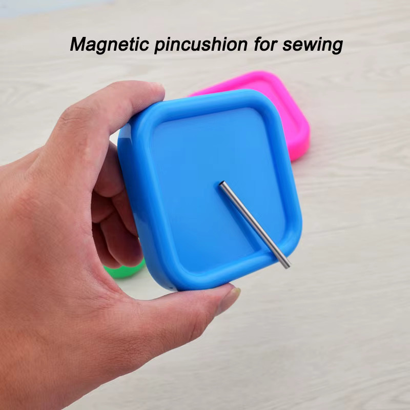 Multifunktionales magnetisches Nadelkissen in Lila als praktische DIY-Hilfe zum Nähen - Bild 2