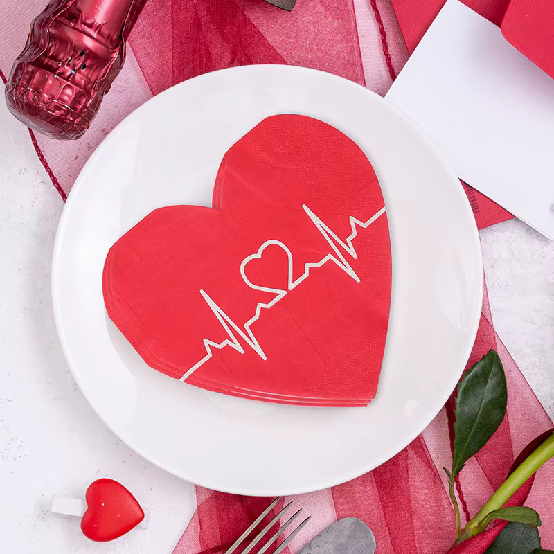 20 Stück rote Papierservietten mit Herz-Motiv für Valentinstag, Hochzeit und Geburtstag - Bild 2