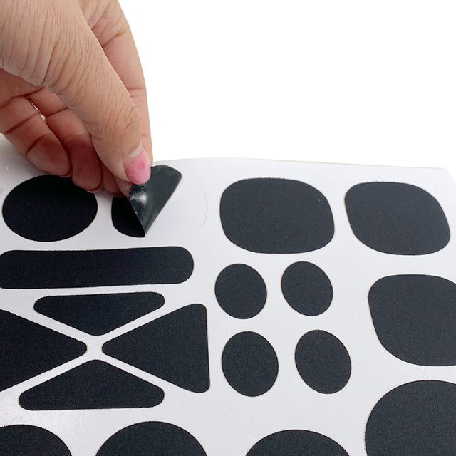 Selbstklebendes Stoffreparatur-Patch-Set in Schwarz, 2-teilig, zur schnellen Reparatur von Daunenjacken und Mänteln - Bild 1