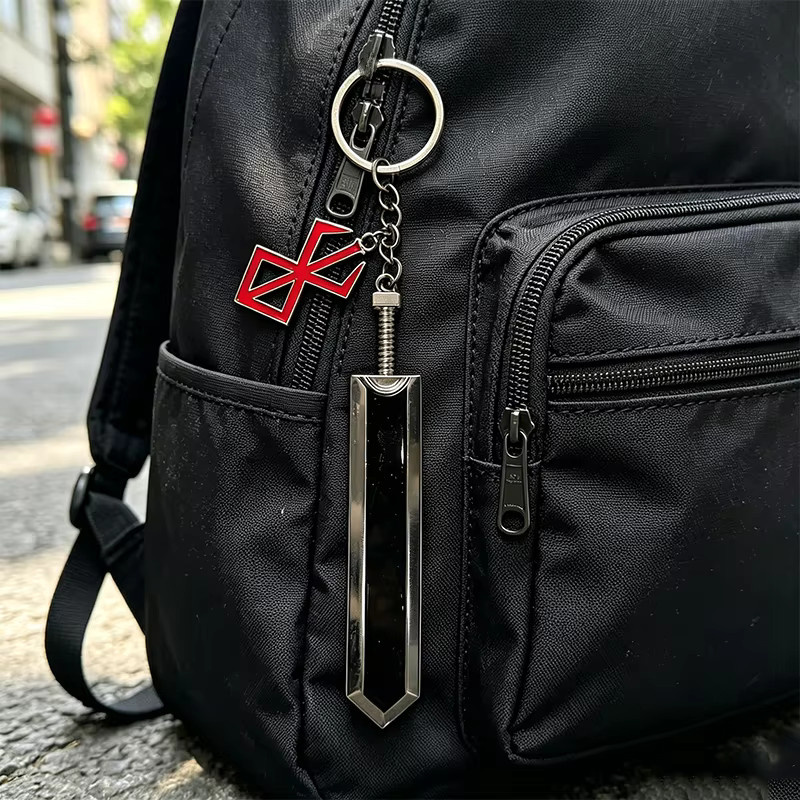 Schlüsselanhänger Berserk Guts Drachentöter-Schwert Griffith Opferzeichen, Metall, Unisex - Bild 2