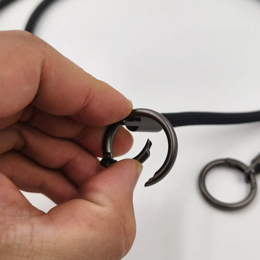 DJI Kamera-Schultergurt in Schwarz mit Doppel-Metall-Schnellverschluss und 140 cm Länge für spiegellose Kameras und Drohnen - Bild 2
