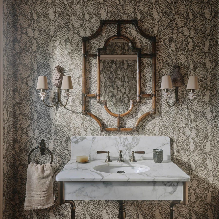 House of Hackney Tapete Cobra Phlox in Beige mit Animal Print im Boho-Stil - Bild 1