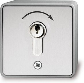 Novoferm Schlüsseltaster 412 Aufputz Ausführung zur Steuerung eines Garagentors in Silber - Bild 1