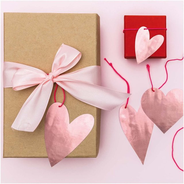 Rico Design Paper Poetry Papieranhänger It must be love Herzen in Rosa und Pink, 8 Stück - Bild 1