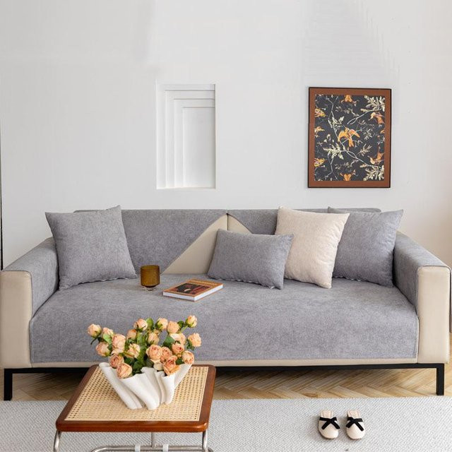 Rutschfeste und wasserabweisende Sofamatte aus Kuschelfleece in Grau, B/B: 70 x 70 cm - Bild 1