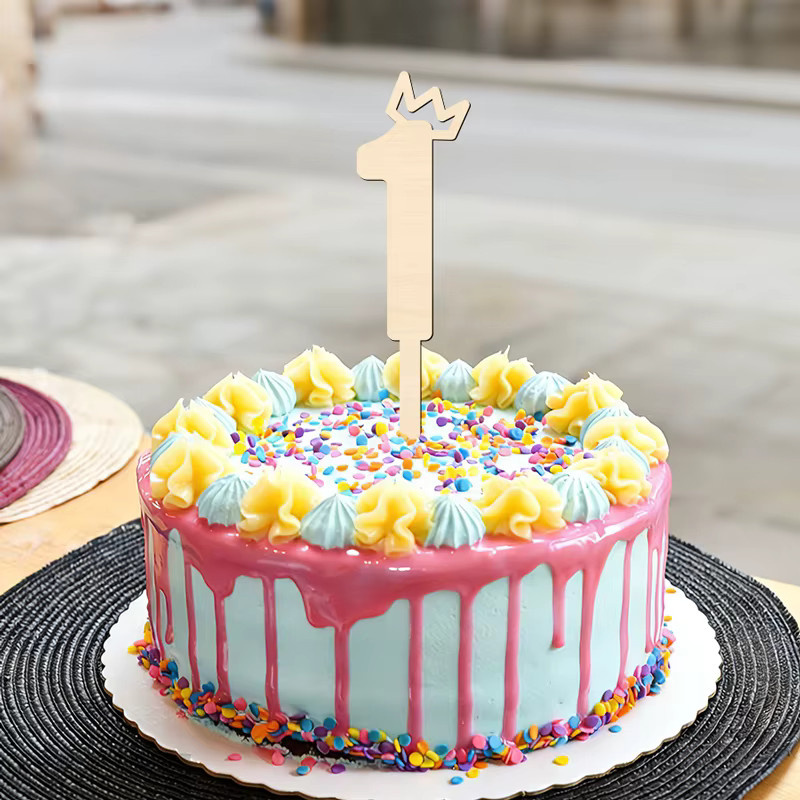 YOMDID Crown One Cake Topper Tortenaufsatz mit Holzkronen-Motiv zur Dekoration für den 1. Geburtstag - Bild 2