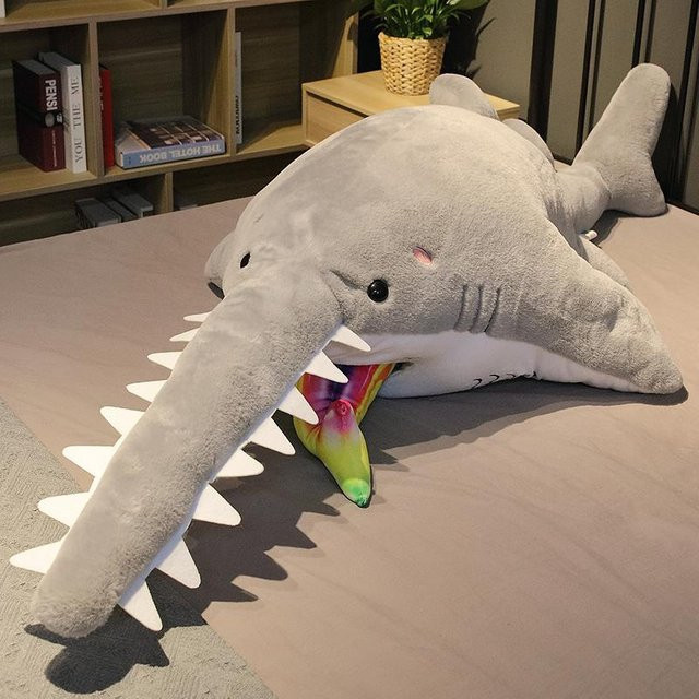 Kidsly Sägefisch Plüschtier, grau, 55cm - Bild 1