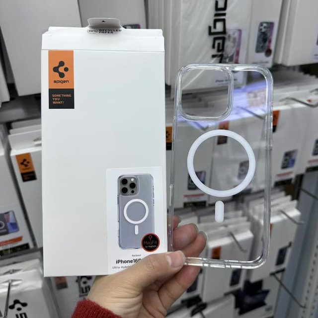 Spigen Ultra Hybrid Magnetische Schutzhülle für iPhone 17 Air, iPhone 17, iPhone 16 Pro Max und iPhone 16 Plus, Transparent - Bild 1