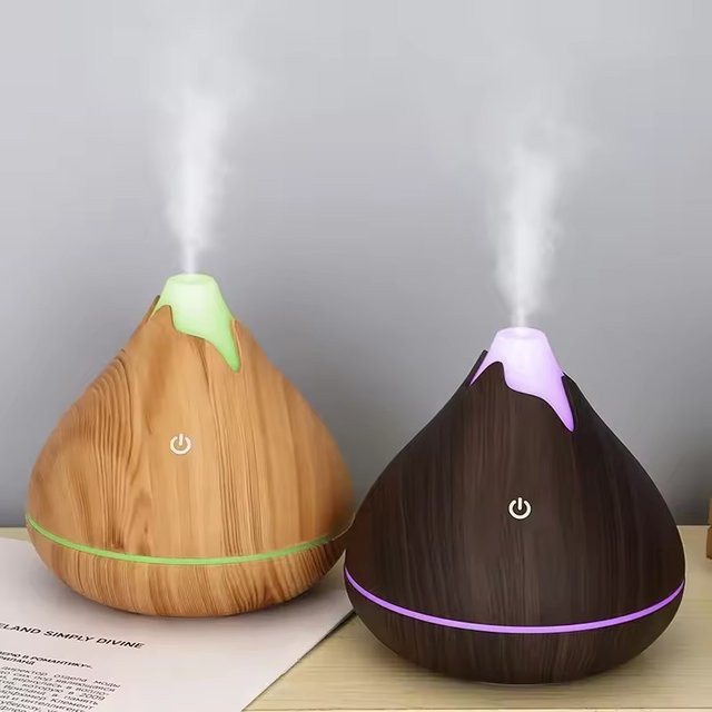 Suncolourful Aromatherapie-Diffusor mit Holzmaserung, 350 ml Ultraschall-Luftbefeuchter mit 7-farbigem LED-Licht und Fernbedienung, Multicolor - Bild 1
