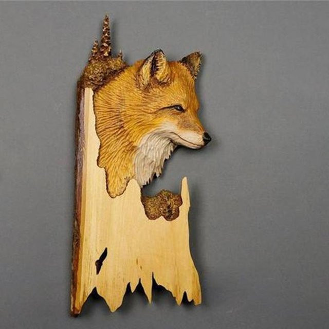 Handbemalte Wandskulptur aus Holz in verschiedenen Tierformen wie Waschbär, Bär, Hirsch, Wolf oder Fuchs, Mehrfarbig - Bild 1
