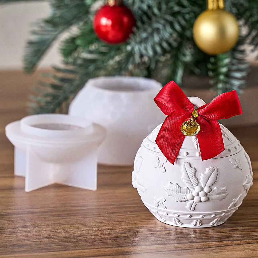Runde Silikonform von UDOCOOL für Weihnachtsgläser mit Beeren- und Schneeflocken-Relief in Rot und Weiß - Bild 3