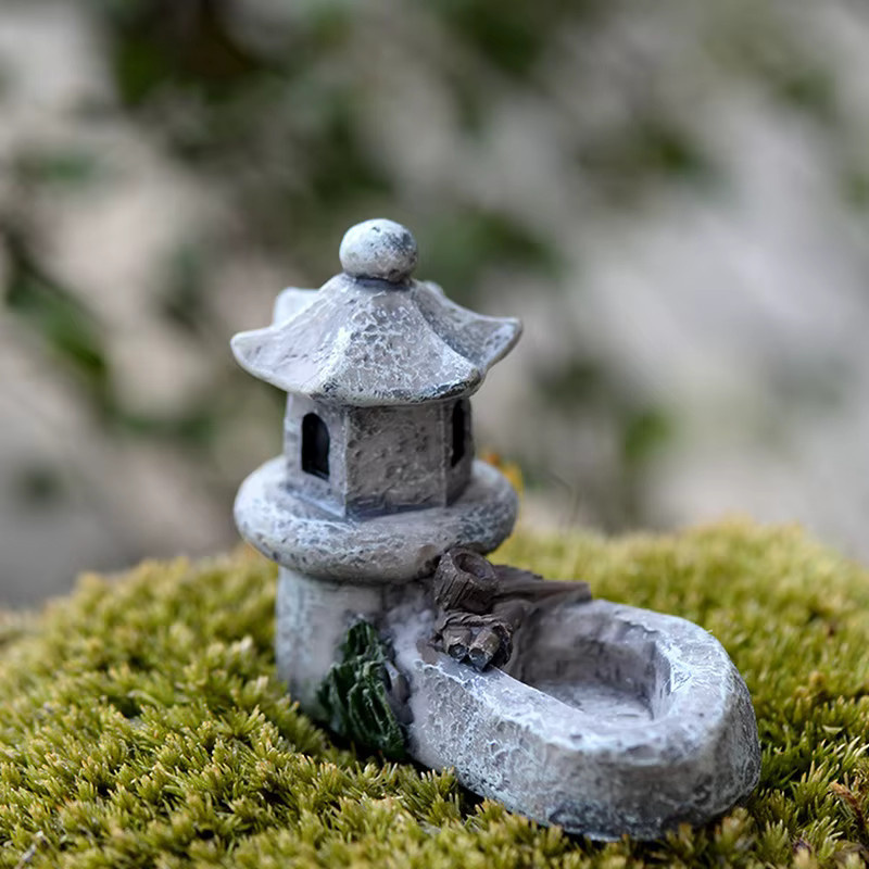 WHPHous Mini Retro Teich-Turm aus Harz in Grau für Feengarten und Terrarium-Dekoration - Bild 5