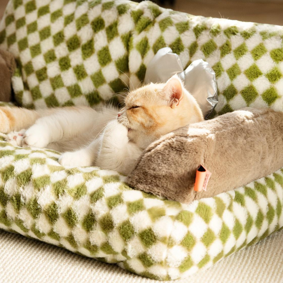 Gemütliches Katzensofa im Vintage-Stil aus Samt und Perlbaumwolle mit abnehmbarem Bezug, B/T/H: 66 x 37 x 33 cm - Bild 3