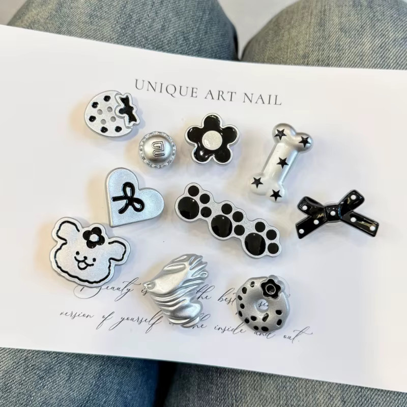 Mesuca Charms-Set, Hundeschuh-Charms, Perlenkette, Harz, schwarz-weiß - Bild 5