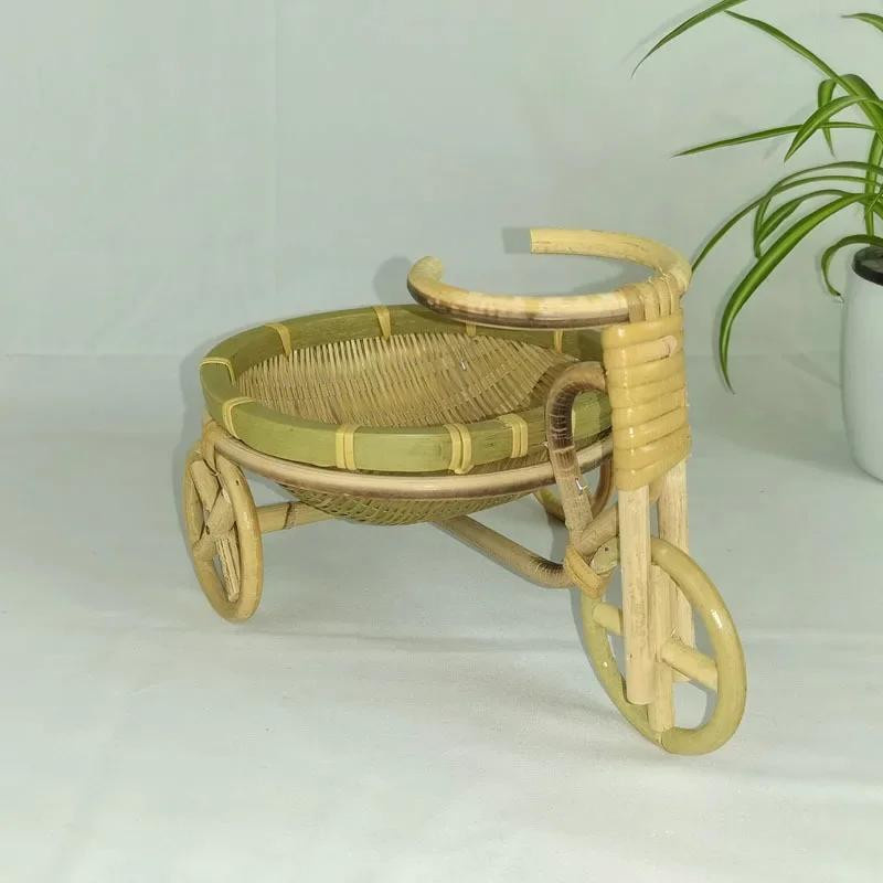 Yiran Furniture Handgefertigter Blumenkorb aus Bambus und Rattan in Beige als Tischdekoration - Bild 3