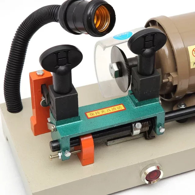 YunlinLi Horizontale Automatische Schlüsselkopiermaschine in Multicolour für Autoschlüssel und Türschlösser - Bild 1