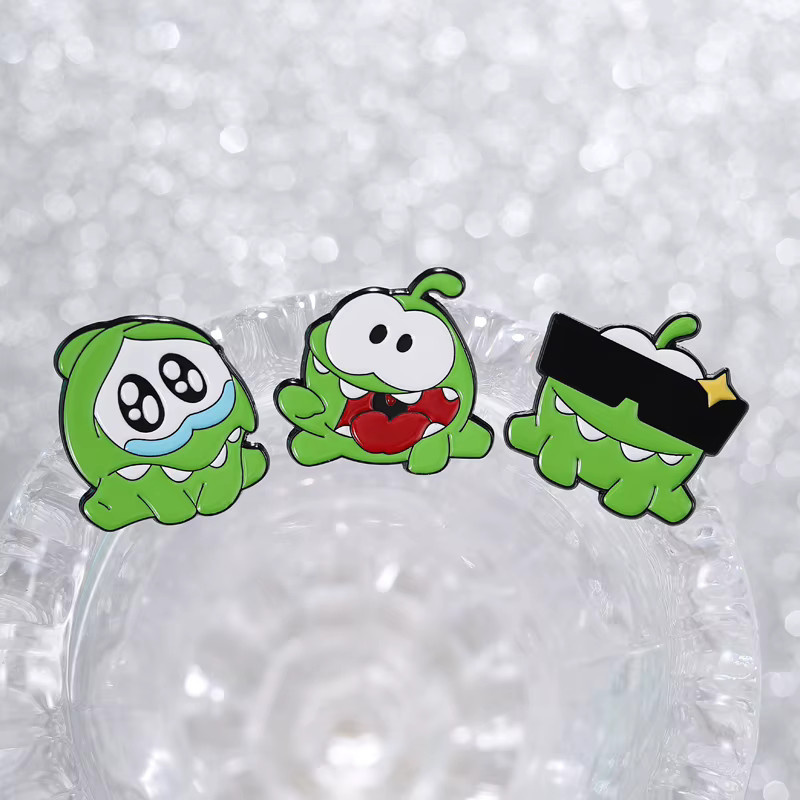 Om Nom Emaille-Anstecknadel, grünes Monster, Brosche - Bild 3