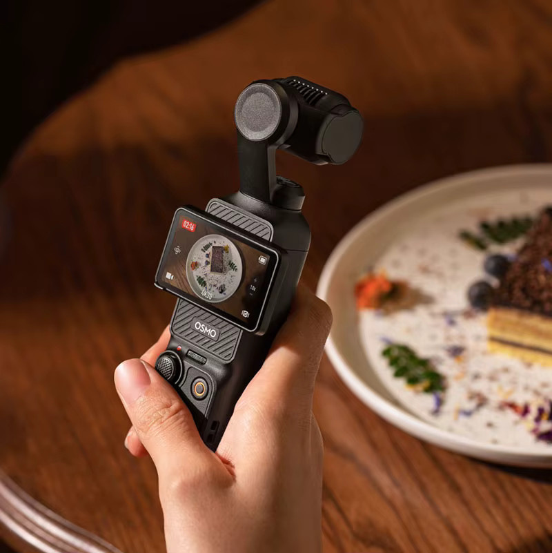 DJI Osmo Pocket 3 Action Camera mit 1-Zoll-Sensor, 2-Zoll-Drehbildschirm und 3-Achsen-mechanischer Bildstabilisierung in Schwarz - Bild 3