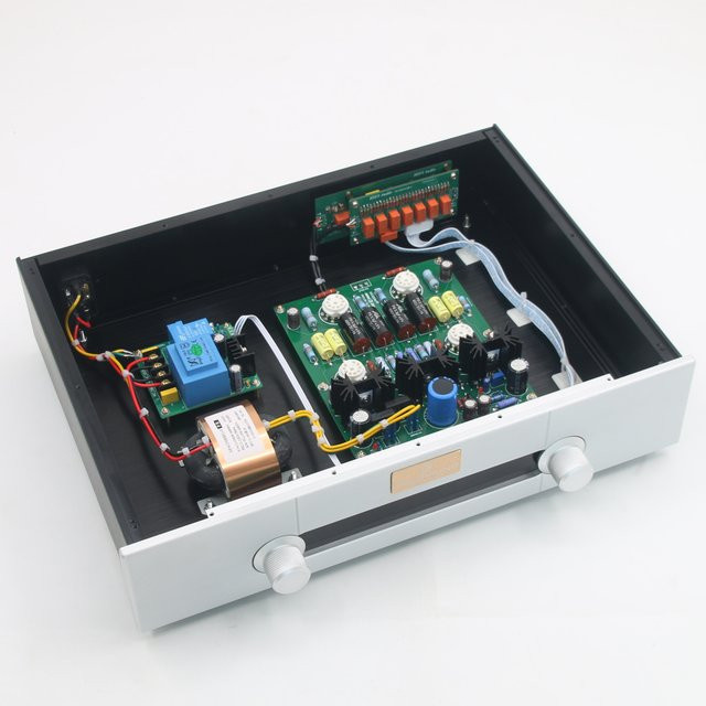 CARY Stereo Röhren-Vorverstärker mit ECC82 Röhren und verbesserter Fernbedienung auf CARY-SLP90 Schaltung für HiFi-Anwendungen - Bild 1