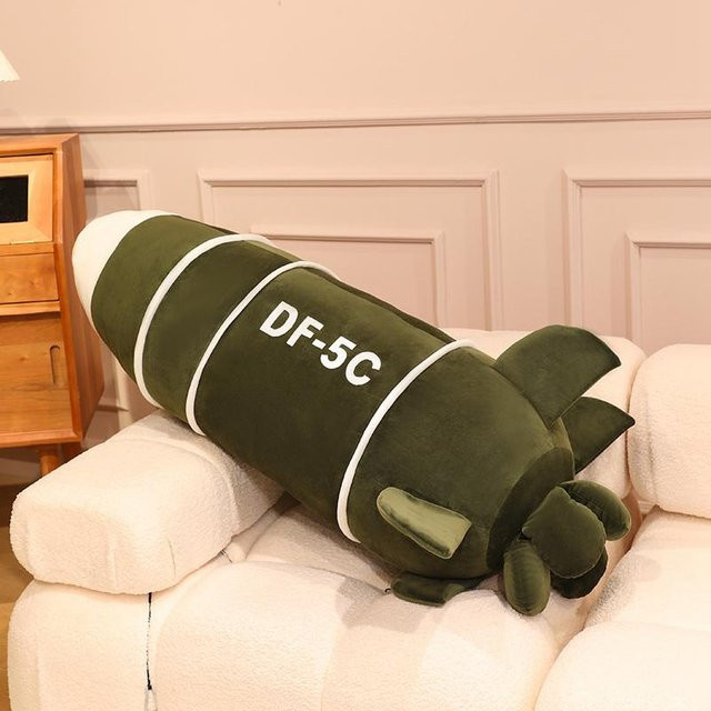 Dongfeng Raketenpuppe DF-5C Plüschkissen als langes Kuschelkissen in Grün, B/H: 15 x 130 cm - Bild 1