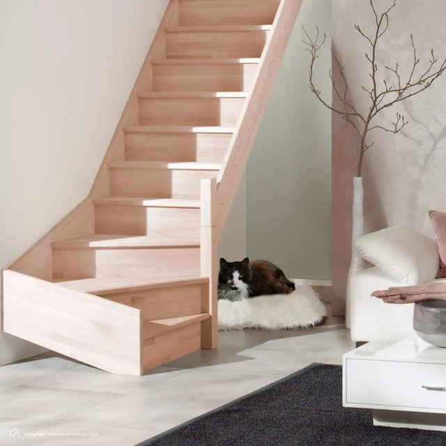 Treppen Intercon Holztreppe Casablanca Raumspartreppe aus Buche Massiv Naturbelassen Rechtsgewendelt mit Setzstufen, Breite: 80 cm - Bild 1
