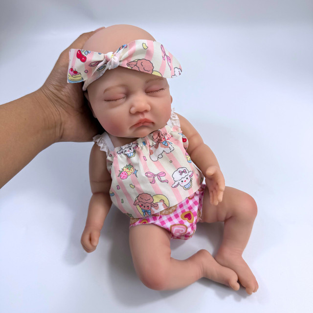 MRB Mollige Silikon-Reborn-Babypuppe Mädchen, Silikon, 34,3 cm - Bild 1