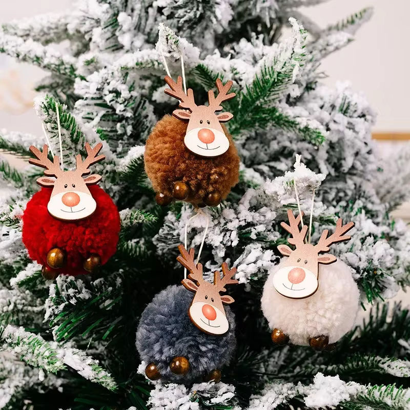 10er Set Weihnachts-Hängeornamente aus Filz und Holz mit Rentier-Figuren in Weiß und Mehrfarbig - Bild 4