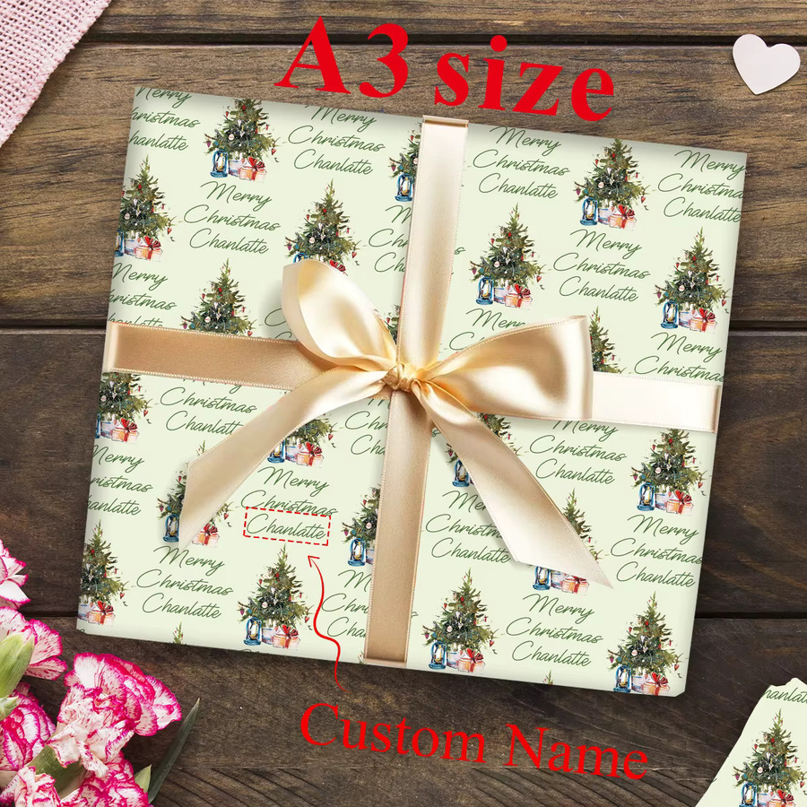 3 Stück personalisiertes weihnachtliches Geschenkpapier mit Namen und Weihnachtsbaum in Weiß für deine DIY-Geschenkverpackung und Partydekoration - Bild 3