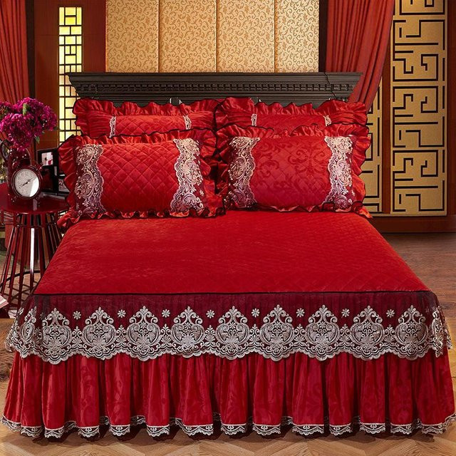 Warmes gestepptes Samt-Bettset mit Spitze in Rot, 3-teiliges Tagesdecken-Set für Herbst und Winter, B/B: 180 x 220 cm - Bild 1