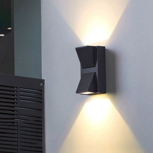 Heevye Dual Head LED Wandleuchte aus Aluminium in Schwarz für Balkon, Veranda und Garten - Bild 1