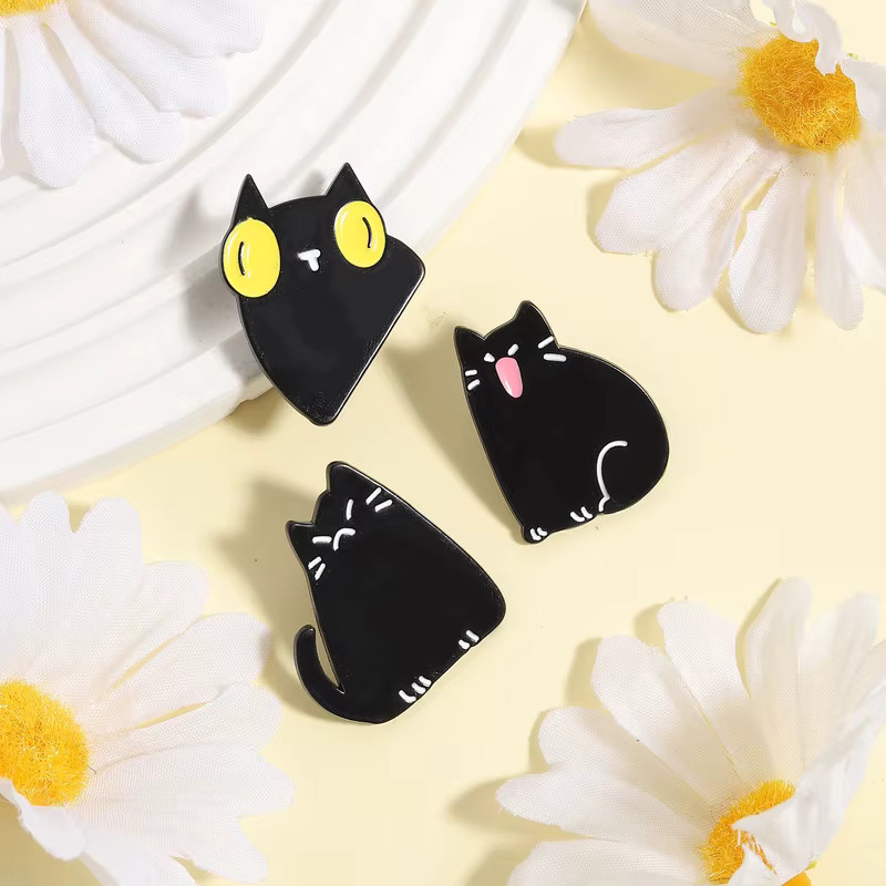 Miss Zoe Anstecknadel Schwarze Katzen Emaille, Unisex - Bild 3