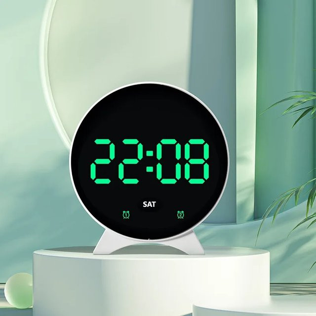NieNie Digitaler LED-Wecker mit Temperaturanzeige und Datum, USB-betrieben mit 2 Alarmen, 3 Helligkeitsstufen und Nachtmodus, Tischuhr mit 12/24-Stunden-Anzeige - Bild 1