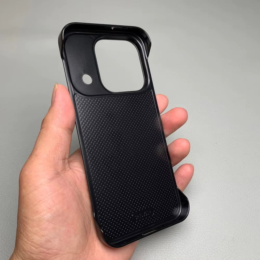 Ultradünne magnetische Handyhülle mit Carbonfaser-Muster für Oppo Find X9S Pro und X9 Ultra in Schwarz - Bild 2