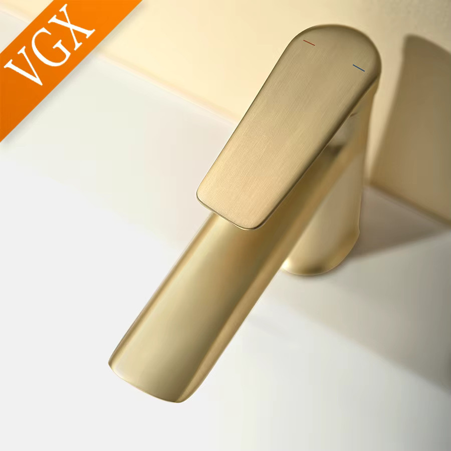 VGX Luxus Badarmatur als Waschbeckenmischer aus Messing in Gold und Chrom mit Heiß- und Kaltwasserfunktion - Bild 2