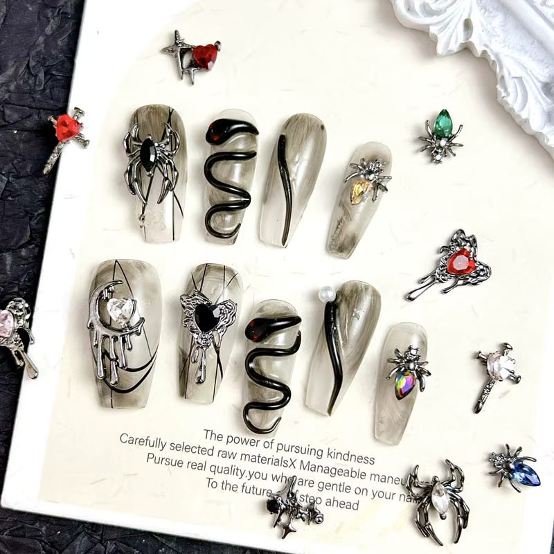 10 Stück Nagel Charms Kreuz Herz mit Glas Strass, Glänzend - Bild 2