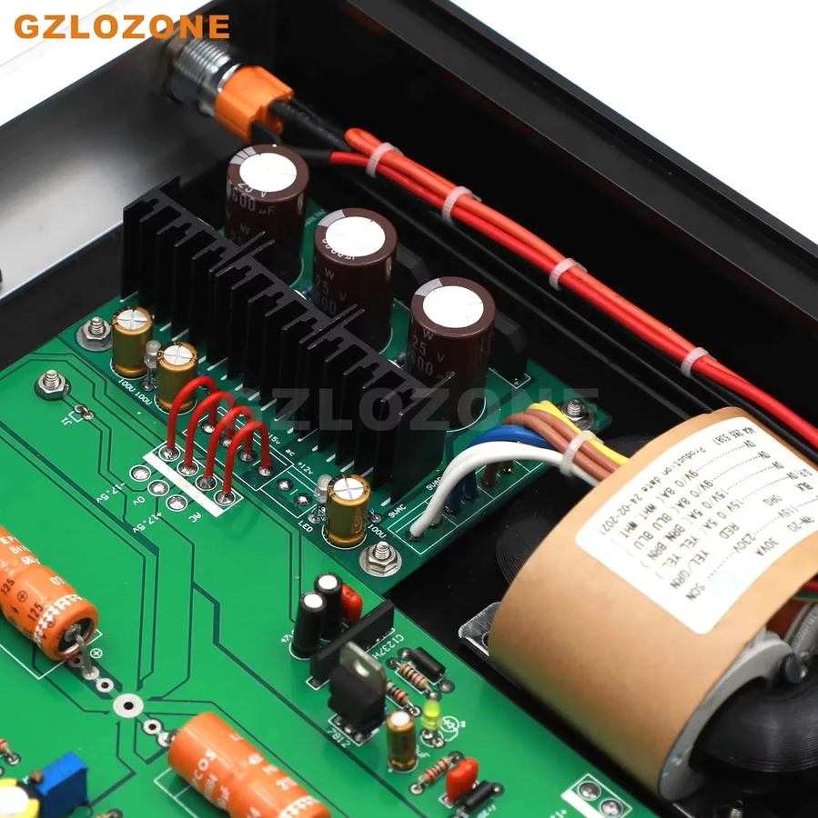 MBL HIFI MBL6010D Stereo Vorverstärker basierend auf dem M-B-L6010 Schaltkreis - Bild 3
