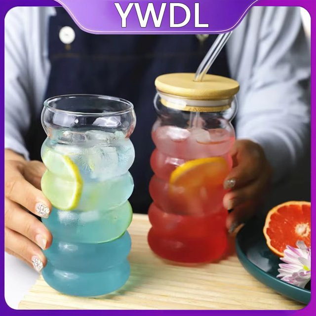 YWDL Hitzebeständiges Wellenmuster-Becher-Set aus Glas, 2 Stück, transparent, mit Deckel und Strohhalm, 350 ml und 480 ml - Bild 1