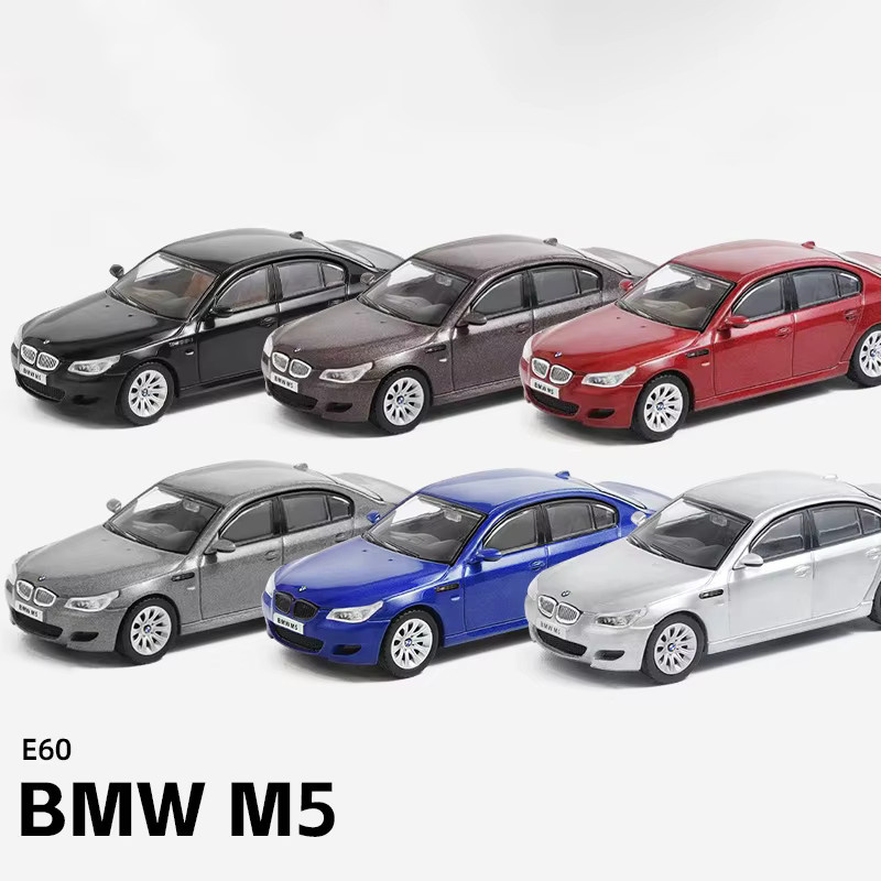 MAKEDA M5 E60 Miniaturmodellauto, 1:64, Metall, Rot - Bild 3