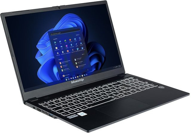 bluechip TRAVELline L15W19 Notebook in Schwarz mit Intel Core 5 120U, 16 GB DDR5, 500 GB SSD und 15,6 Zoll FHD Display - Bild 1