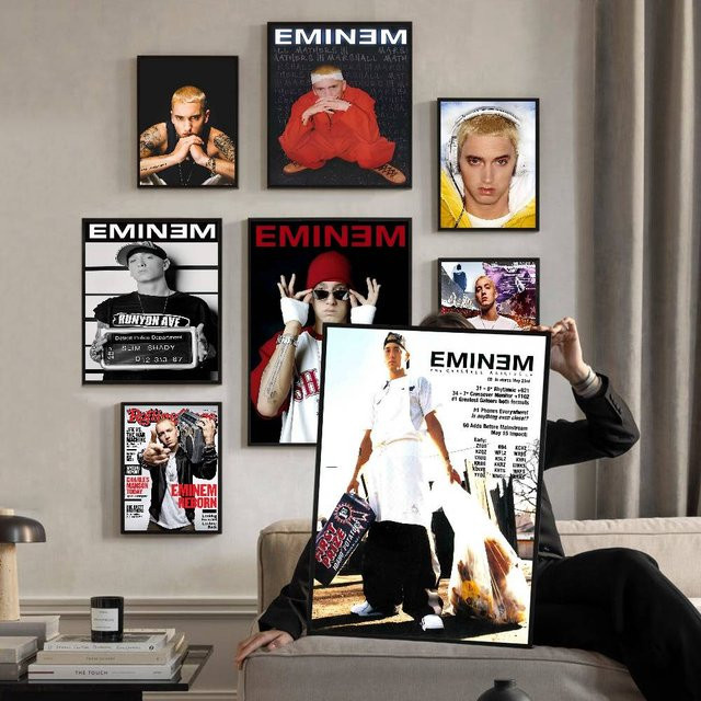 Singer E-EminemS Anime-Poster selbstklebender Whitepaper-Aufkleber in Multicolour für deine Kawaii-Raumdekoration - Bild 1