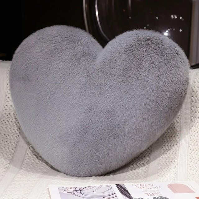 Weiches Herz Kissen aus Plüsch in Grau als dekoratives Geschenk und Kuscheltier B/H: 11 x 13 cm - Bild 1